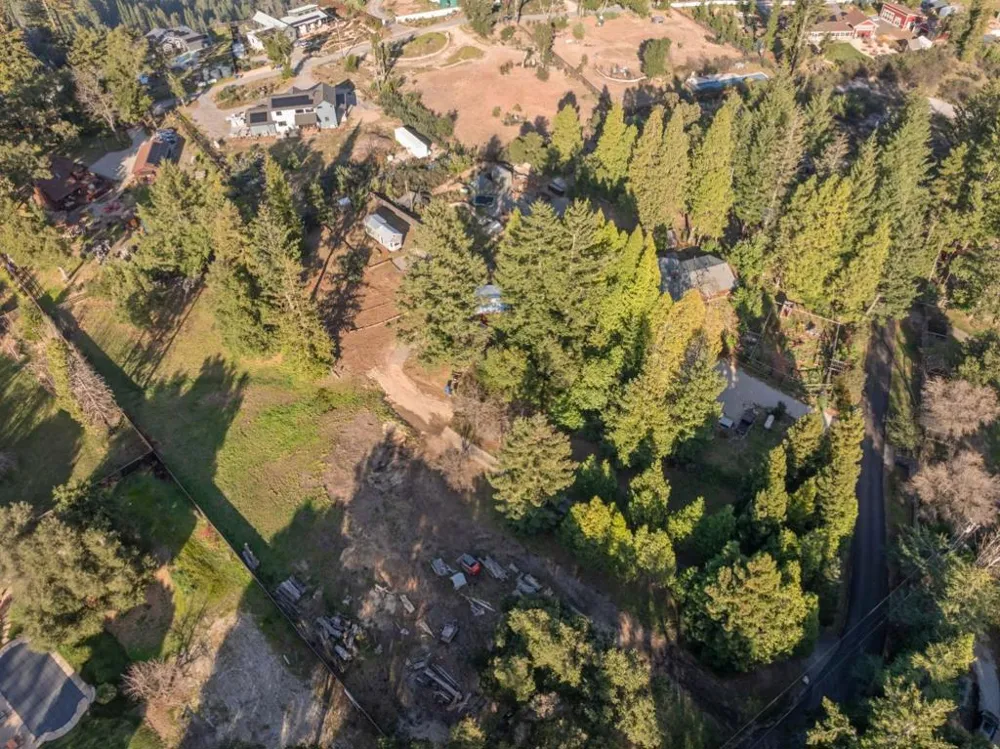 15 Braemoor Drive Santa Cruz, CA 95060