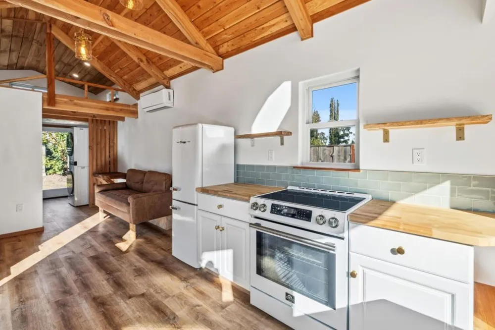 15 Braemoor Drive Santa Cruz, CA 95060