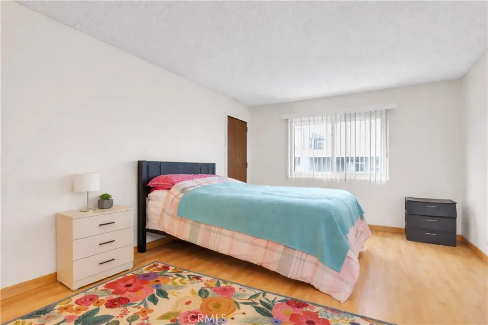 445 Ivy #204 Glendale, CA 91204