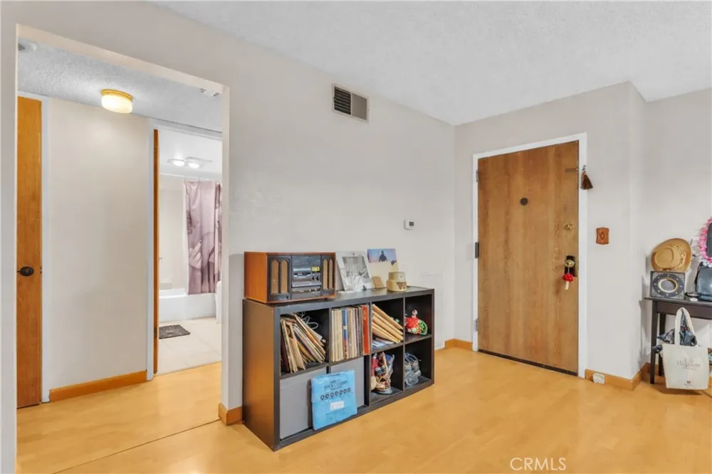 445 Ivy #204 Glendale, CA 91204