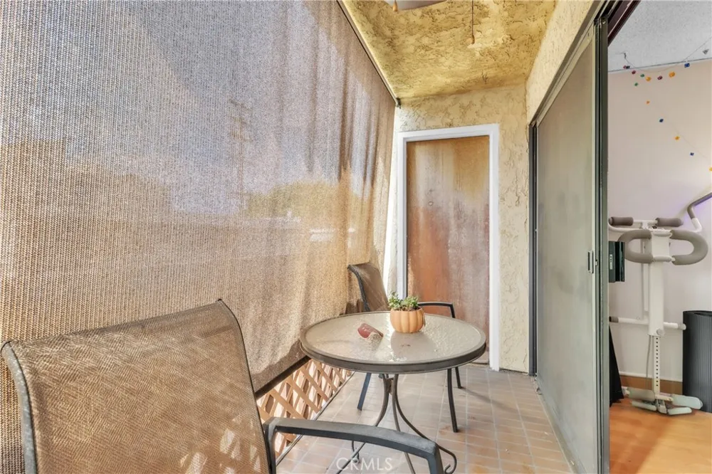 445 Ivy #204 Glendale, CA 91204