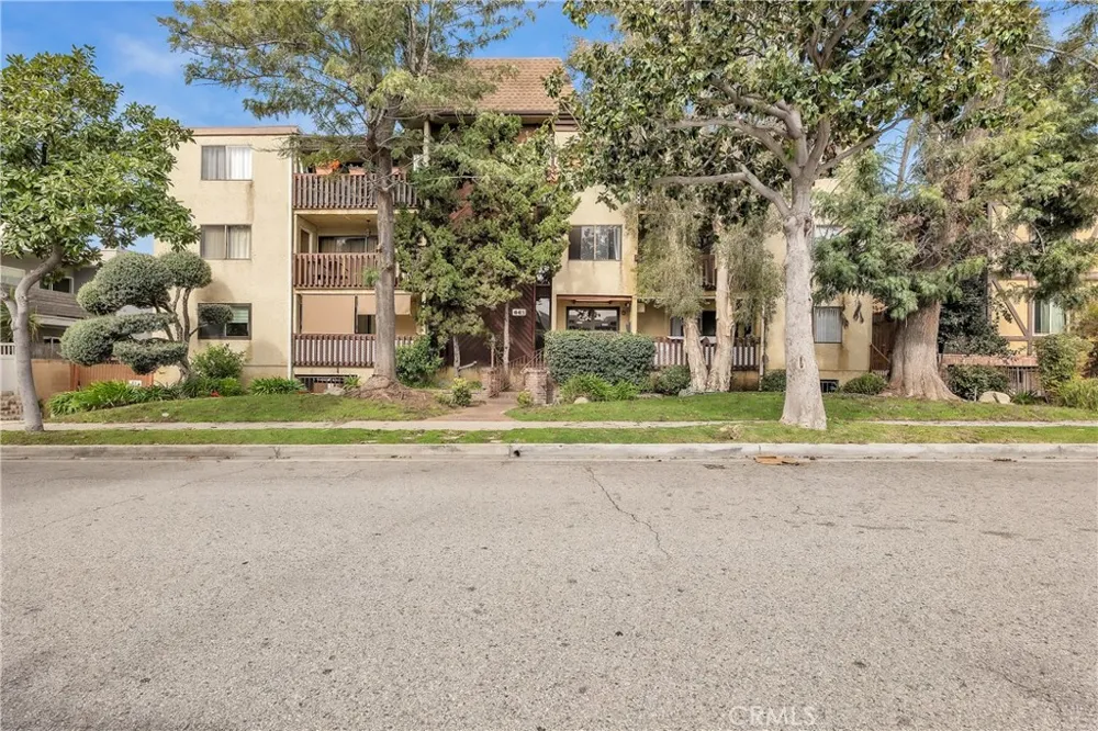 445 Ivy #204 Glendale, CA 91204