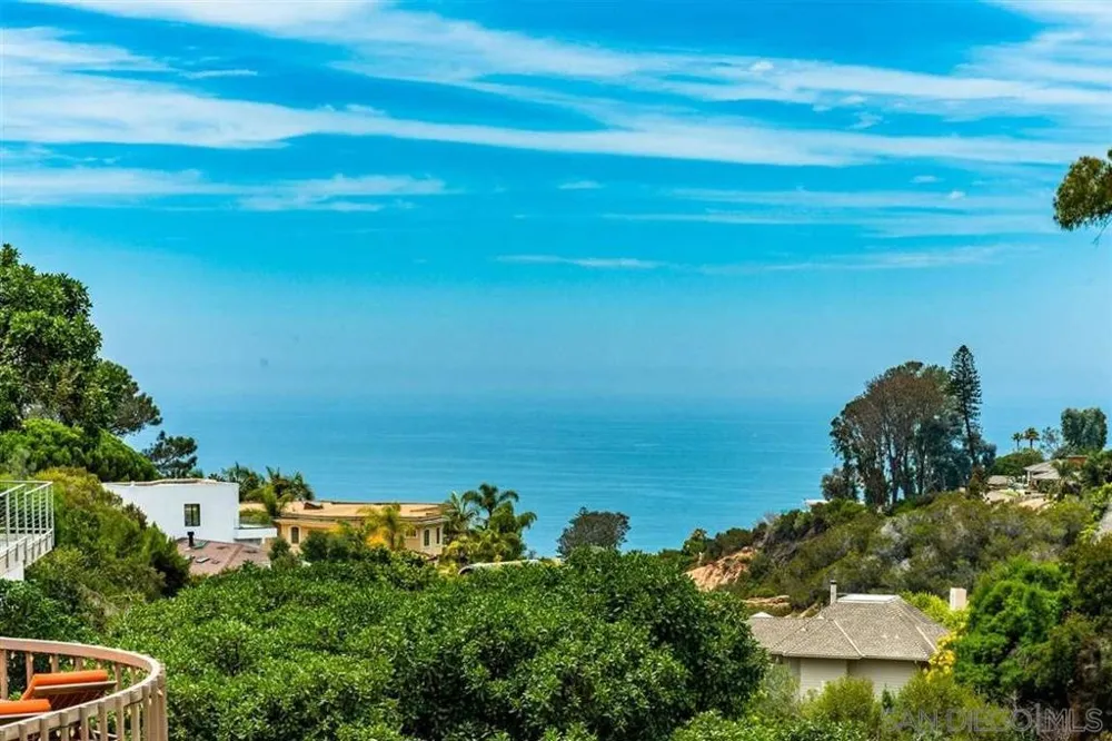 1402 Rodeo Drive La Jolla, CA 92037