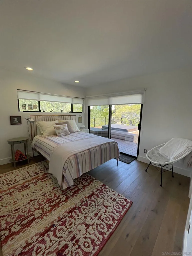 1402 Rodeo Drive La Jolla, CA 92037