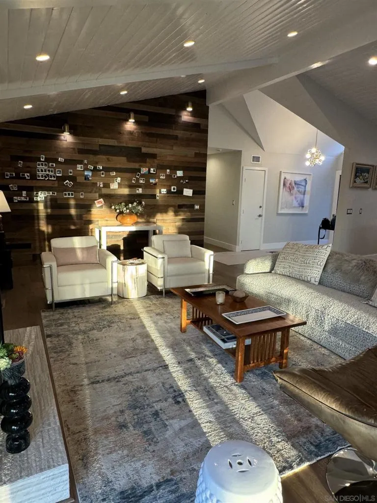 1402 Rodeo Drive La Jolla, CA 92037