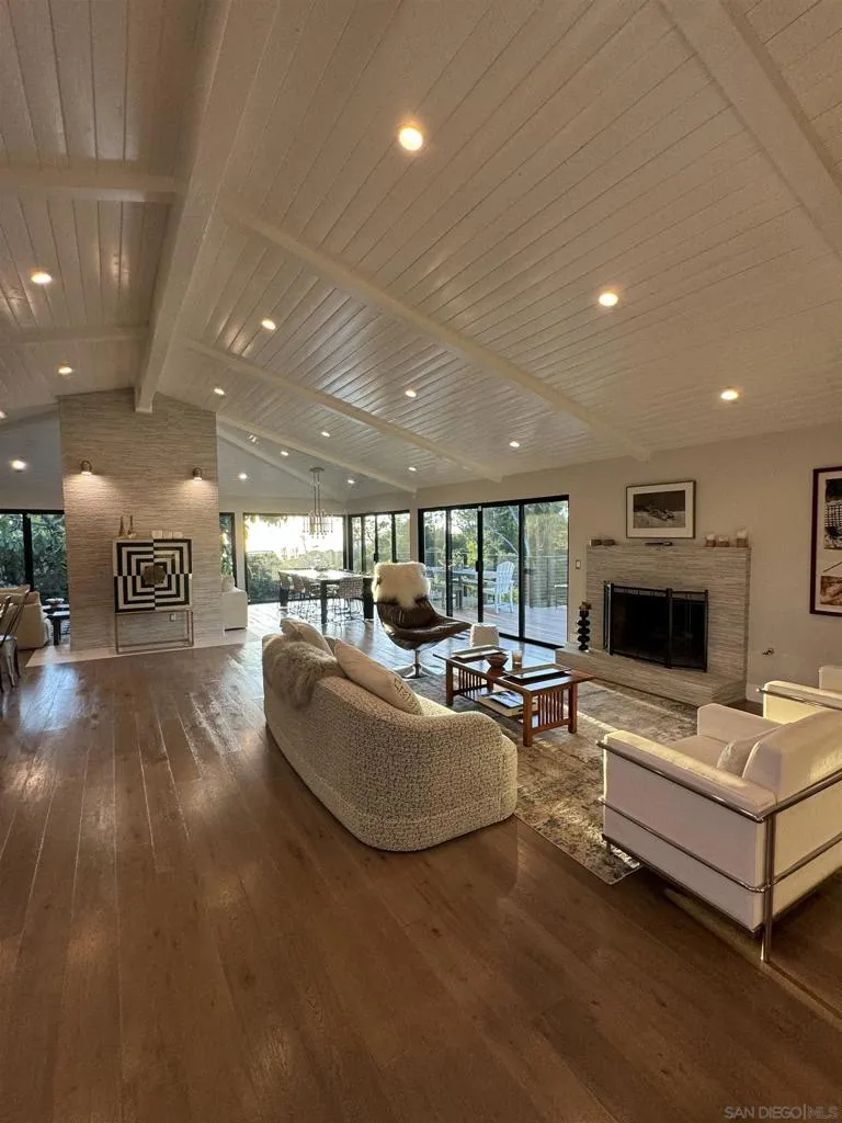 1402 Rodeo Drive La Jolla, CA 92037