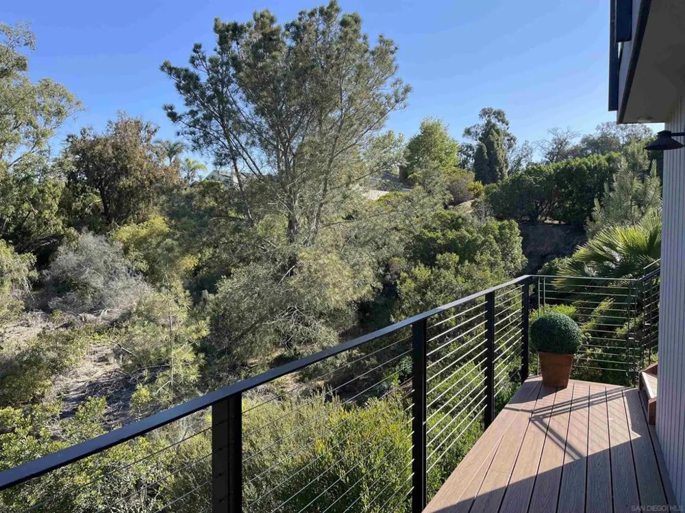1402 Rodeo Drive La Jolla, CA 92037