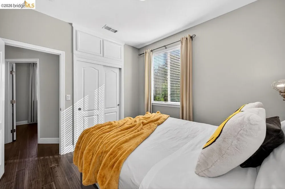 390 Caravaggio CIR Sacramento, CA 95835