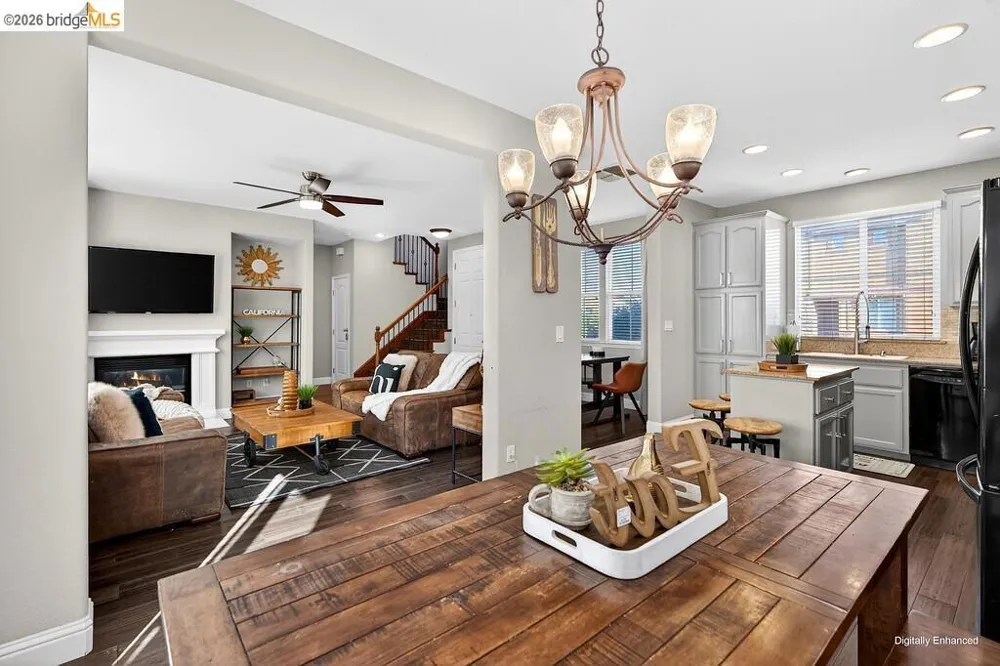 390 Caravaggio CIR Sacramento, CA 95835