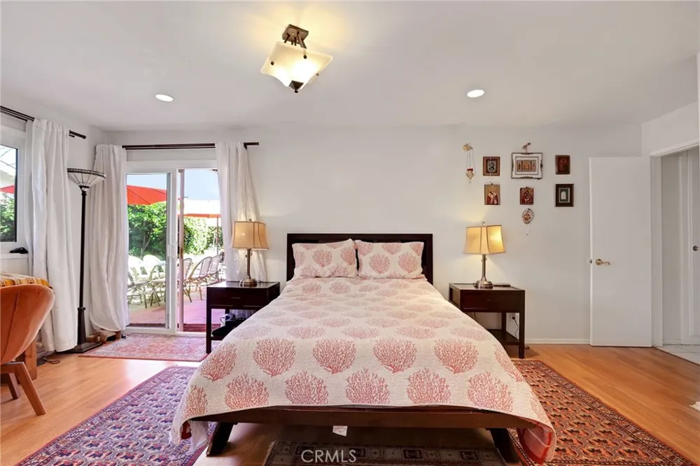 4549 Birchwood Seal Beach, CA 90740