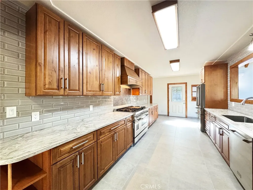 4101 Chinquapin Drive Willits, CA 95490