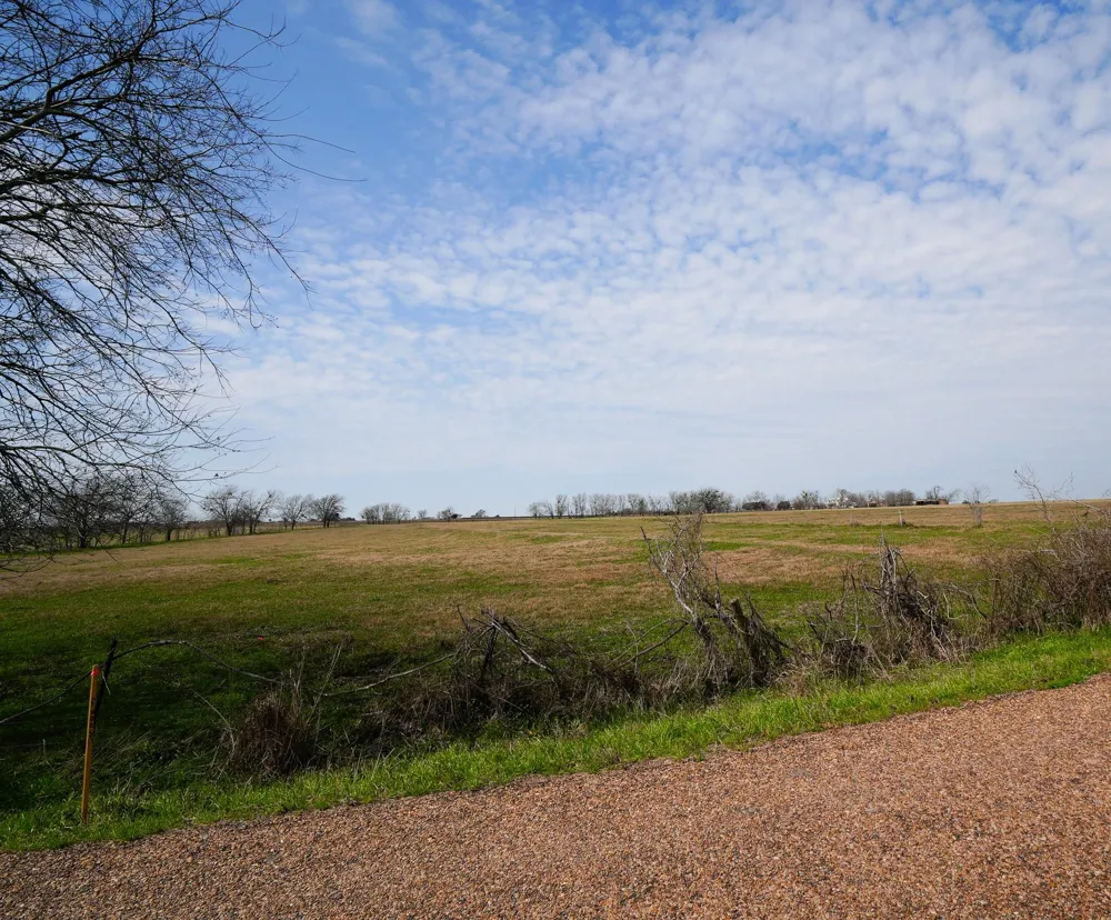 1011 Fm 956 Schulenburg, TX 78956