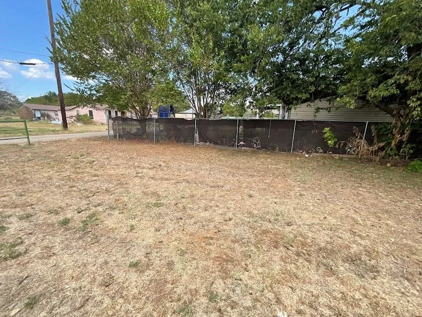 9583 S 3rd St Road Waco, TX 76706