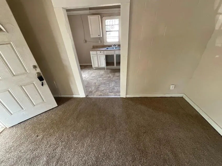 9583 S 3rd St Road Waco, TX 76706