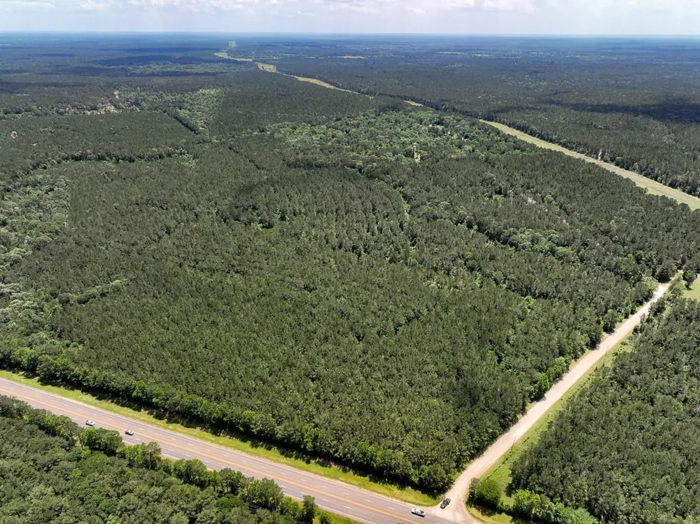 2 Highway 190 Oakhurst, TX 77359