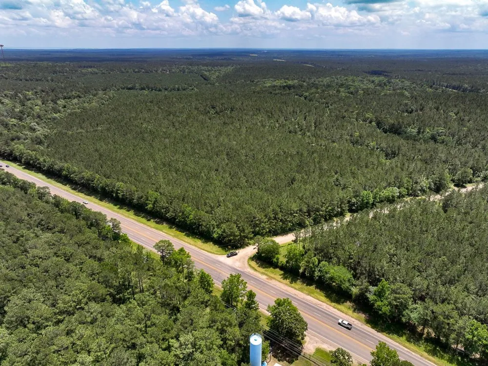 5 Highway 190 Oakhurst, TX 77359