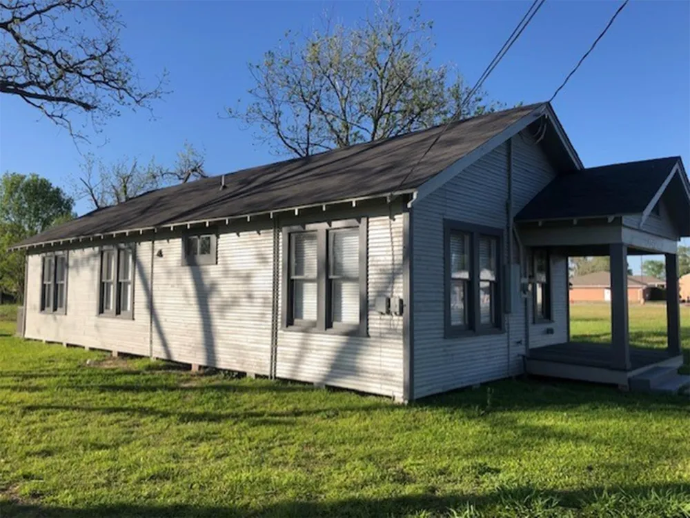 3022 School Street Needville, TX 77461
