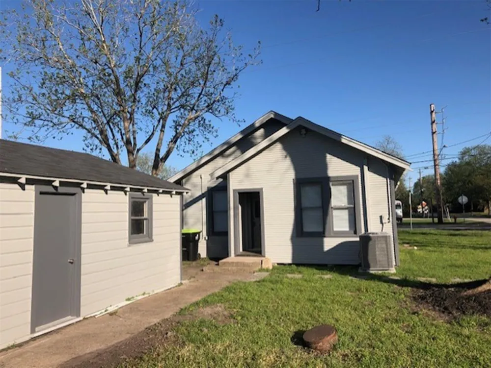 3022 School Street Needville, TX 77461
