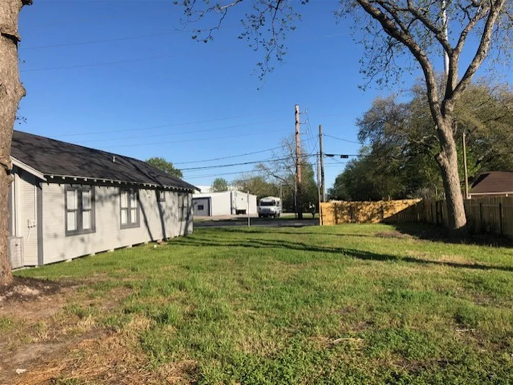 3022 School Street Needville, TX 77461