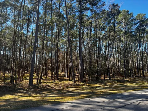 26 Altwood Drive