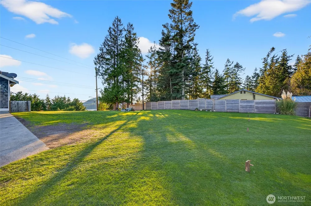 2810 Grady Lane Anacortes, WA 98221