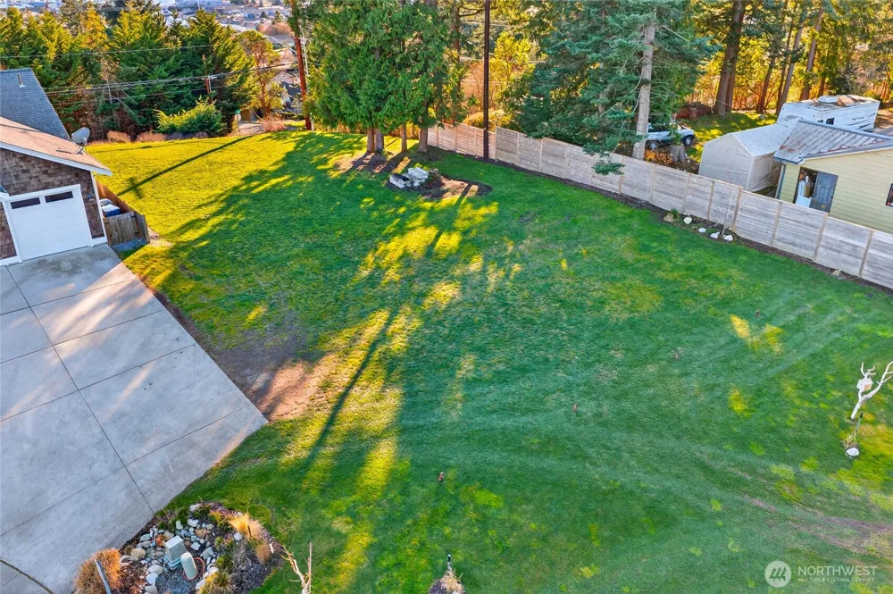 2810 Grady Lane Anacortes, WA 98221