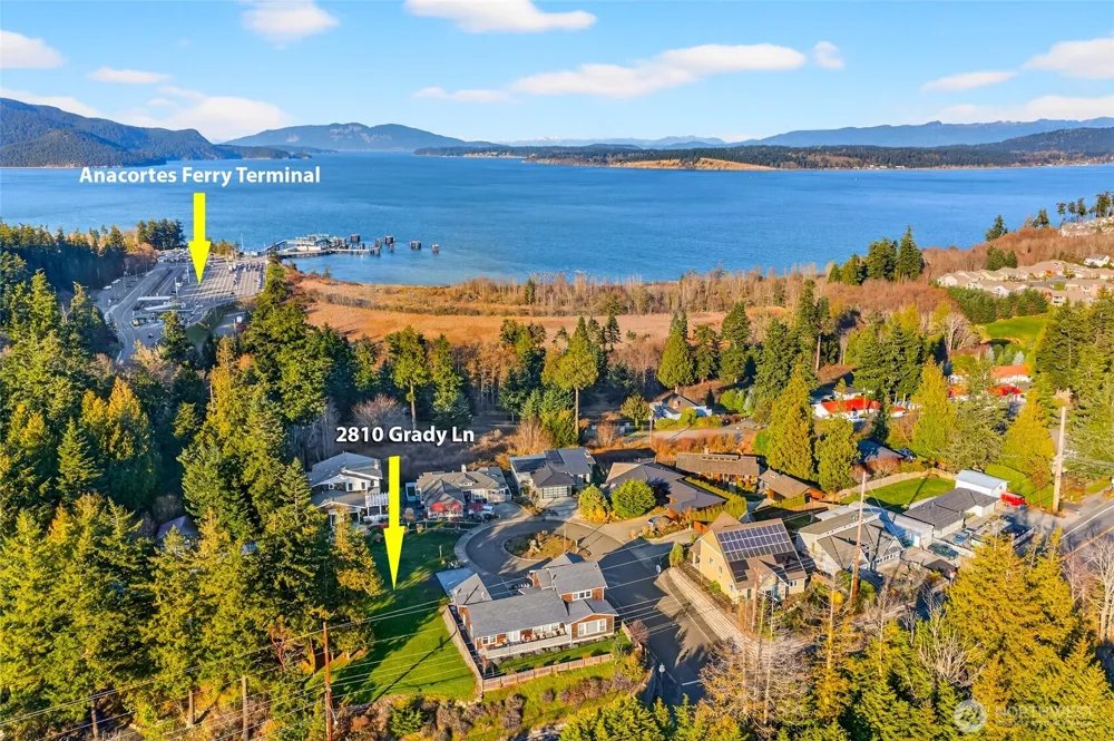2810 Grady Lane Anacortes, WA 98221