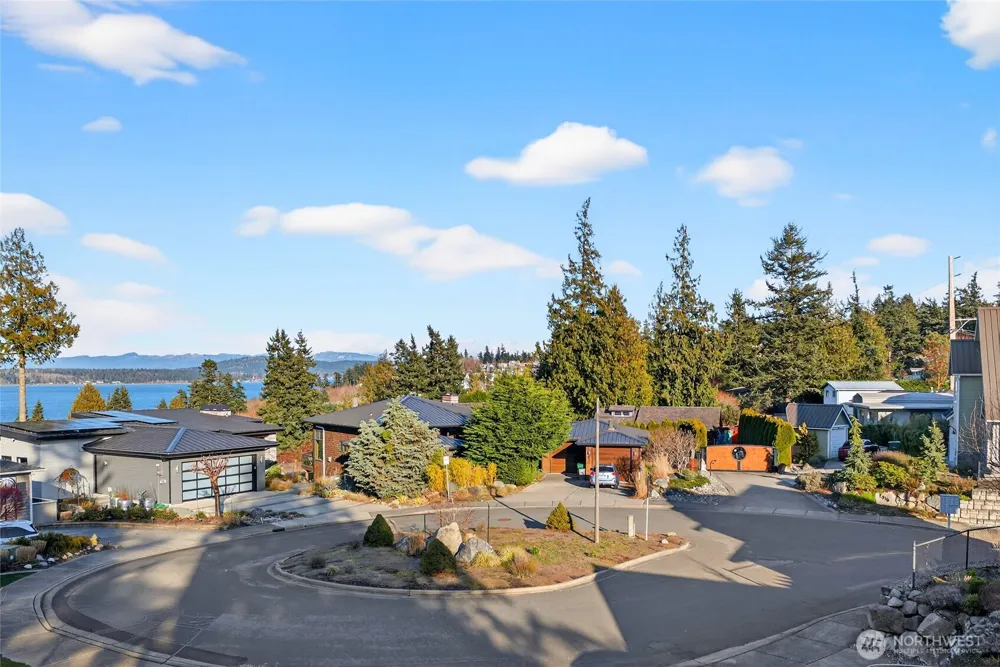 2810 Grady Lane Anacortes, WA 98221