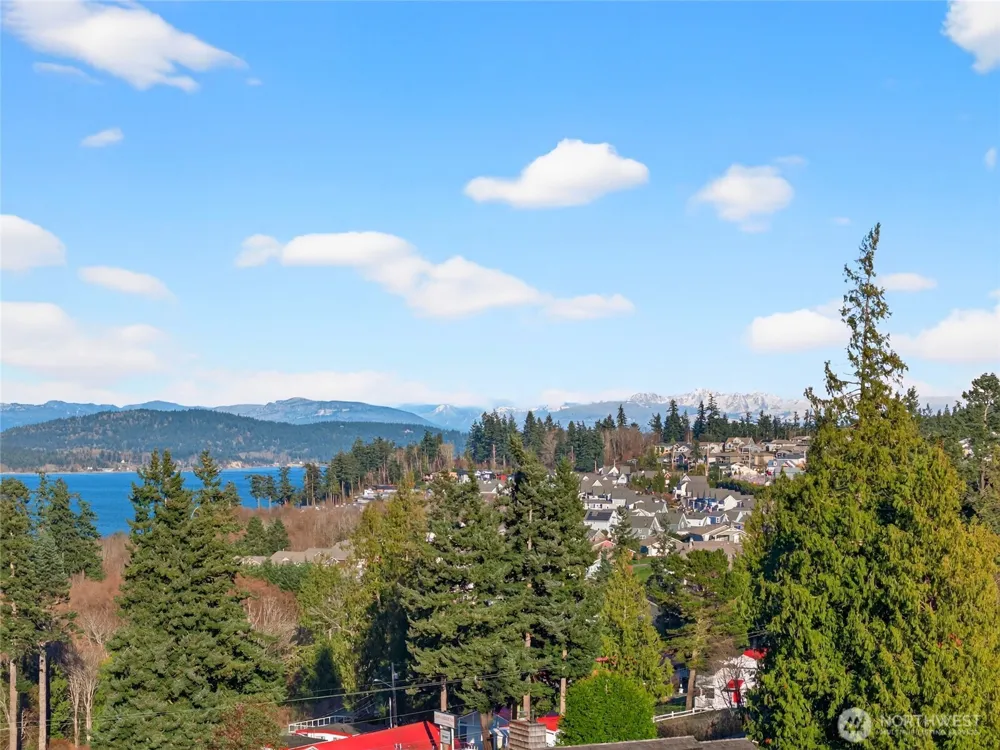 2810 Grady Lane Anacortes, WA 98221