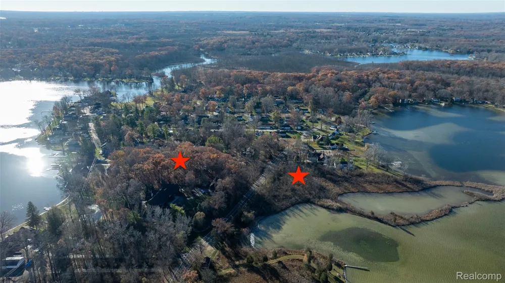 10239 Kress Road Pinckney Village, MI 48169