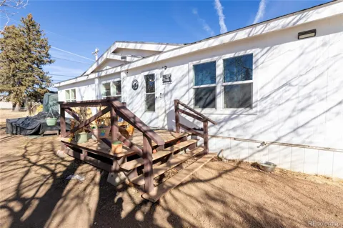 311 W Eaton Avenue