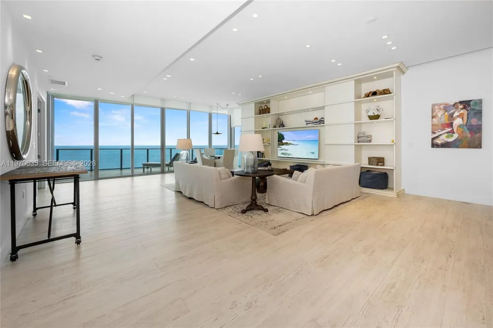 17475 Collins Ave #1201 Sunny Isles Beach, FL 33160