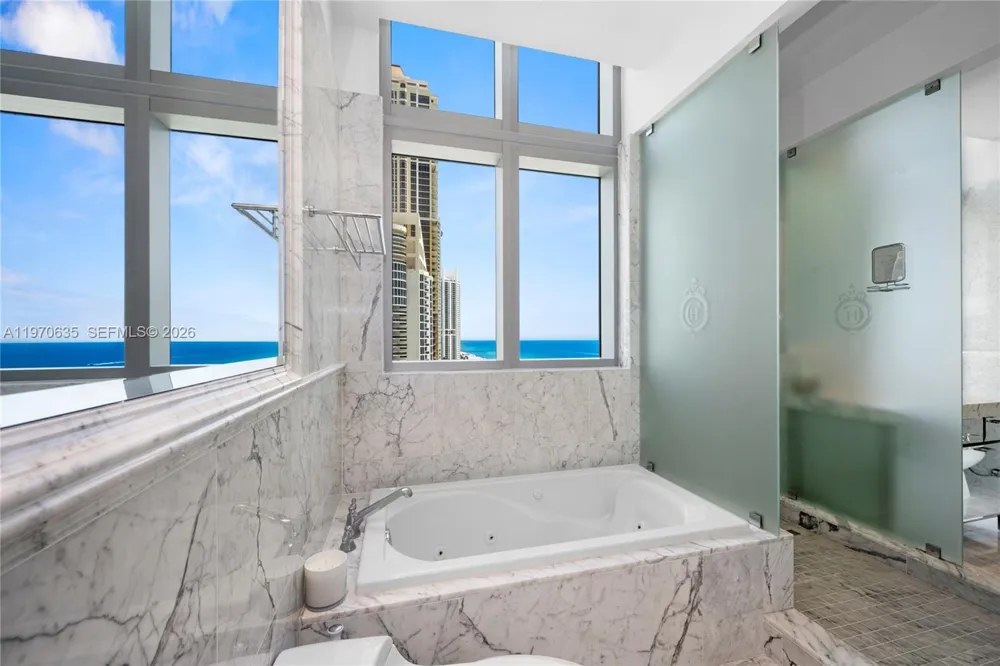 17475 Collins Ave #1201 Sunny Isles Beach, FL 33160