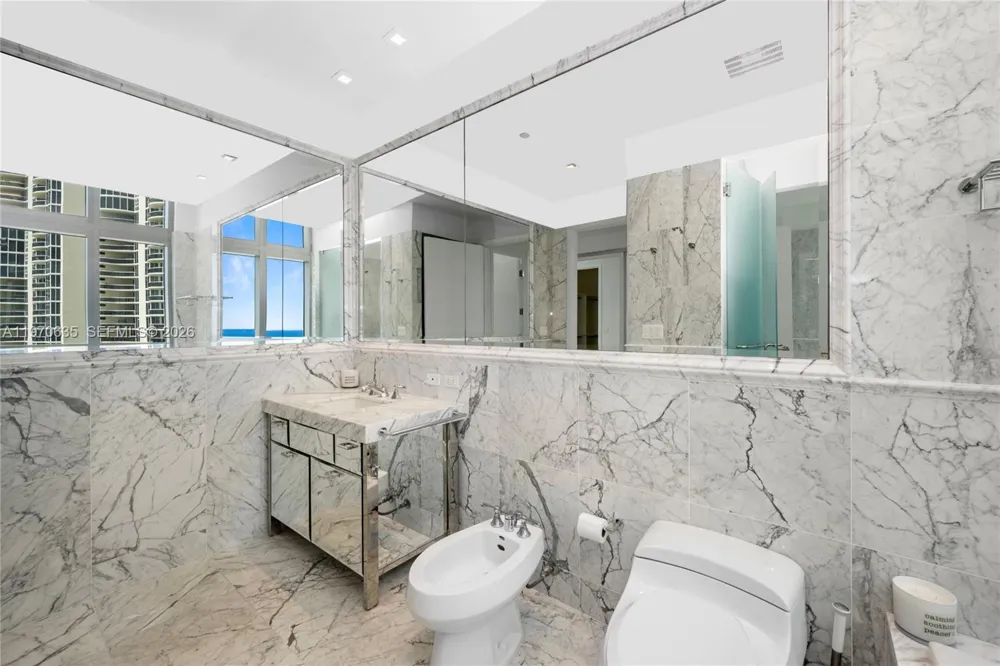 17475 Collins Ave #1201 Sunny Isles Beach, FL 33160