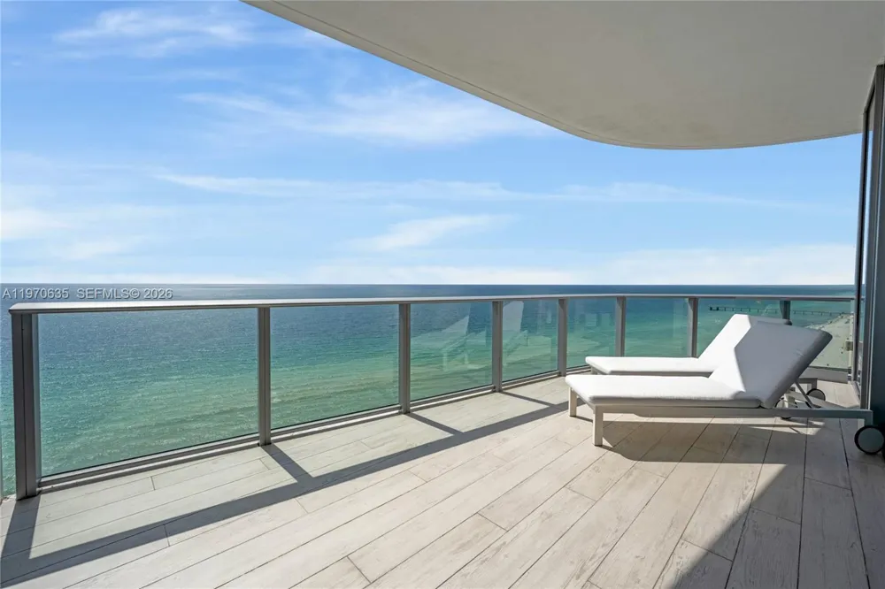 17475 Collins Ave #1201 Sunny Isles Beach, FL 33160