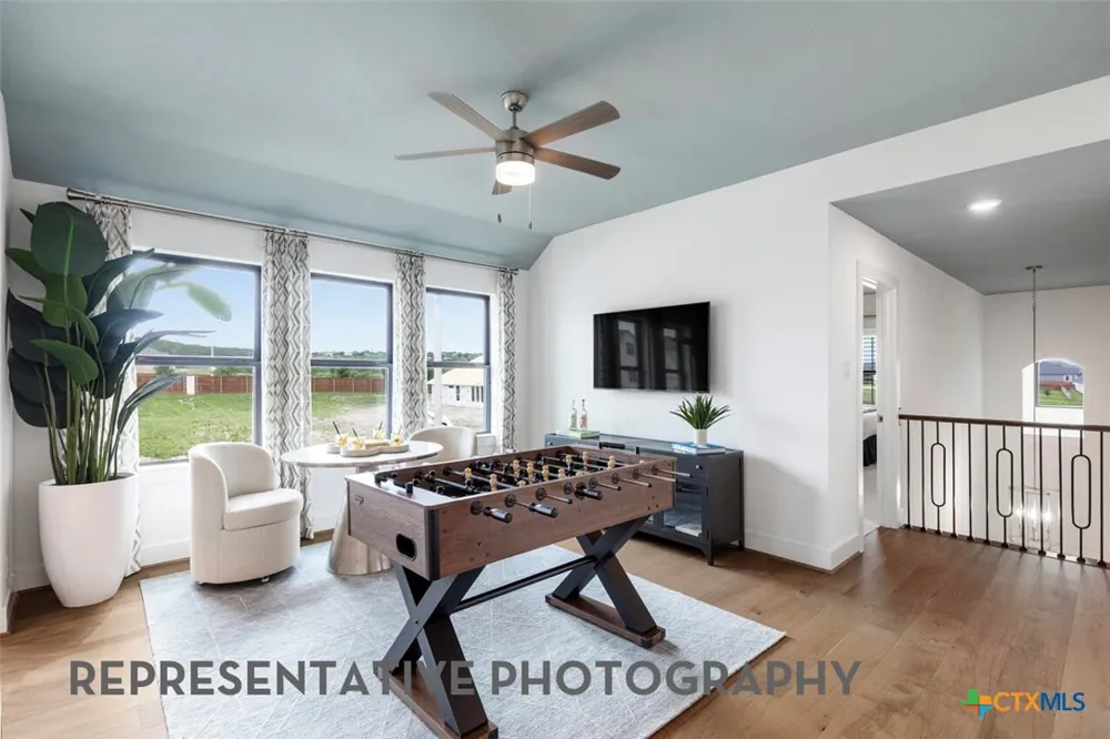 2558 High Ground San Antonio, TX 78245
