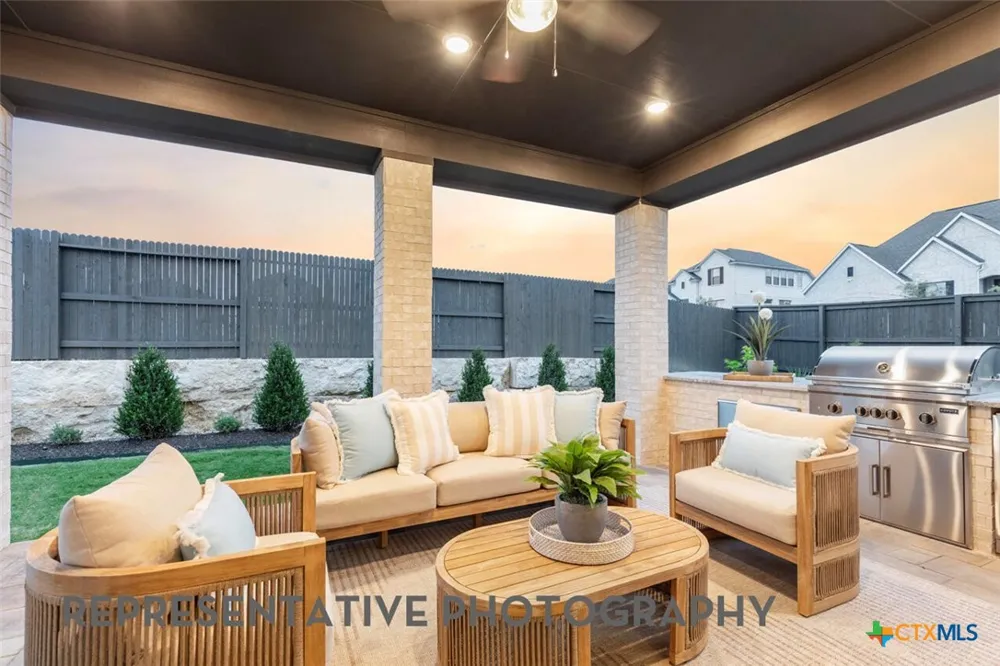 2558 High Ground San Antonio, TX 78245