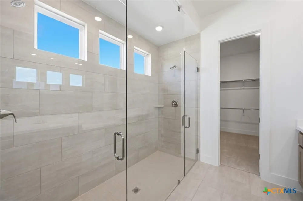 2558 High Ground San Antonio, TX 78245