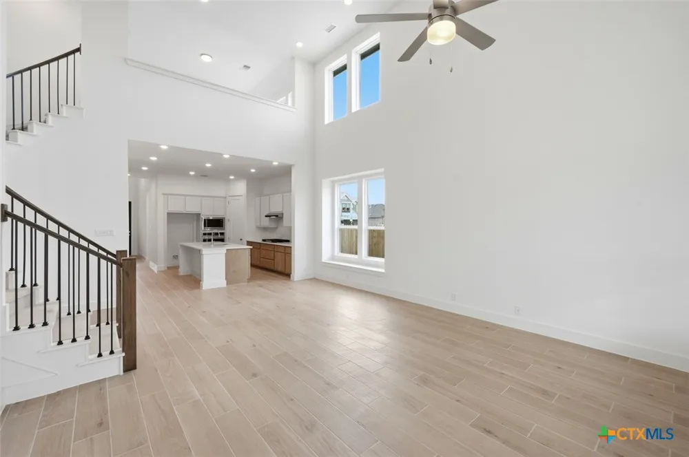 2558 High Ground San Antonio, TX 78245