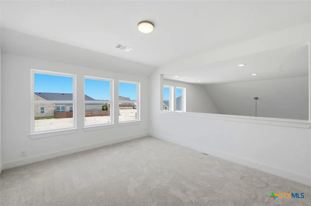 2558 High Ground San Antonio, TX 78245