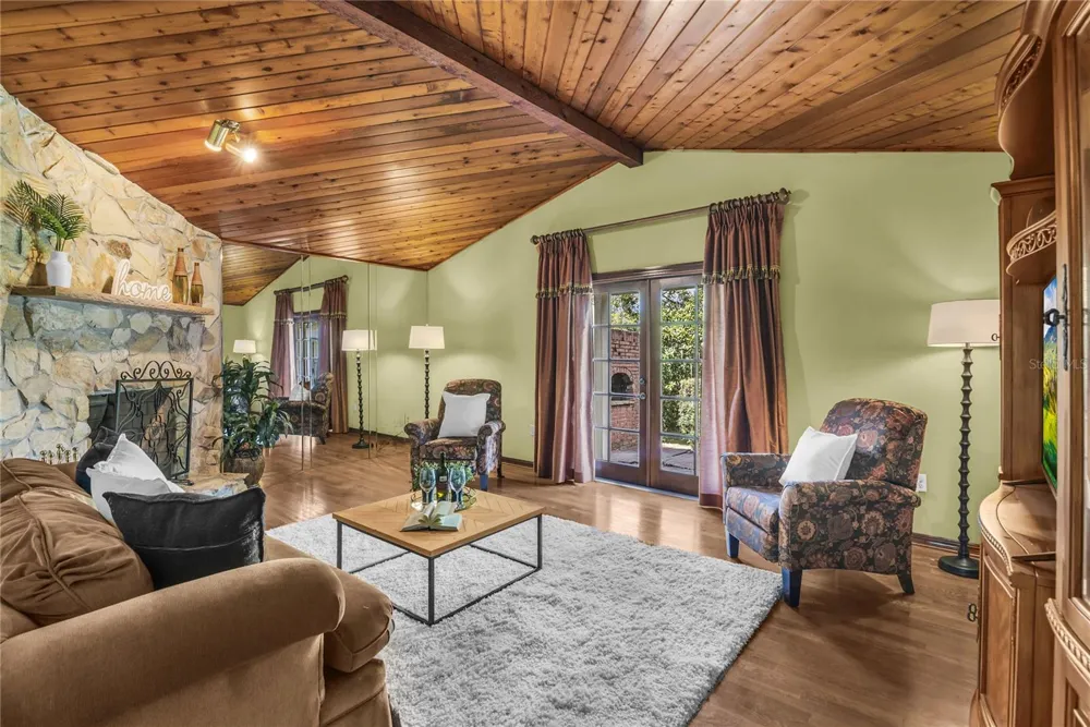 1111 AUDUBON WAY Maitland, FL 32751