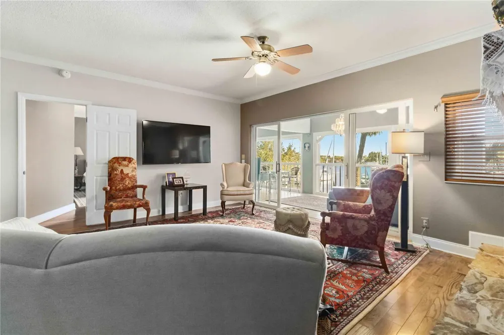 905 HARBOR CITY BOULEVARD #204 Melbourne, FL 32935