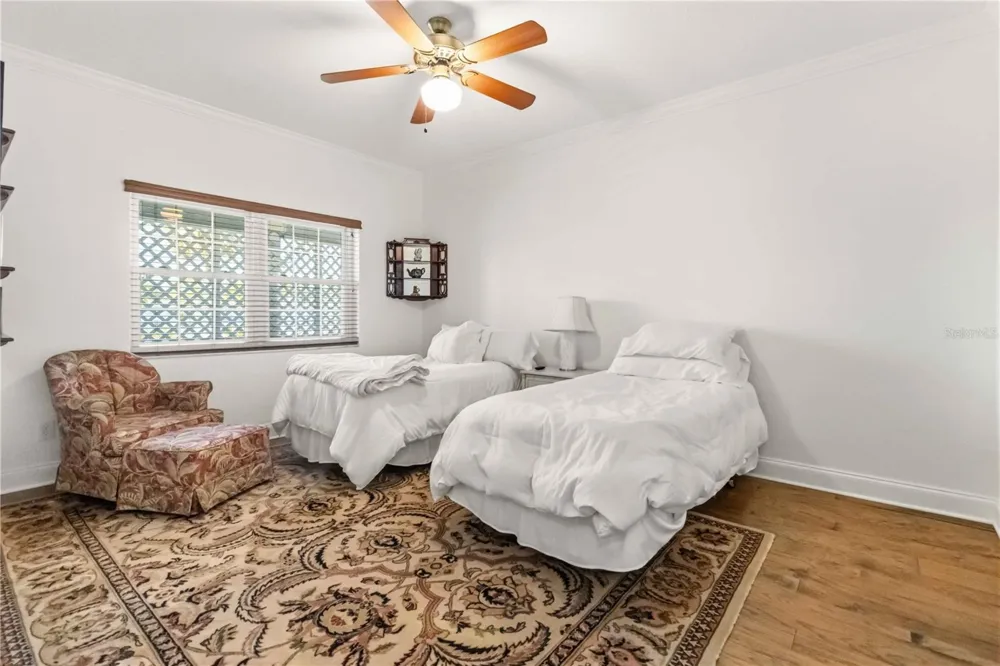 905 HARBOR CITY BOULEVARD #204 Melbourne, FL 32935
