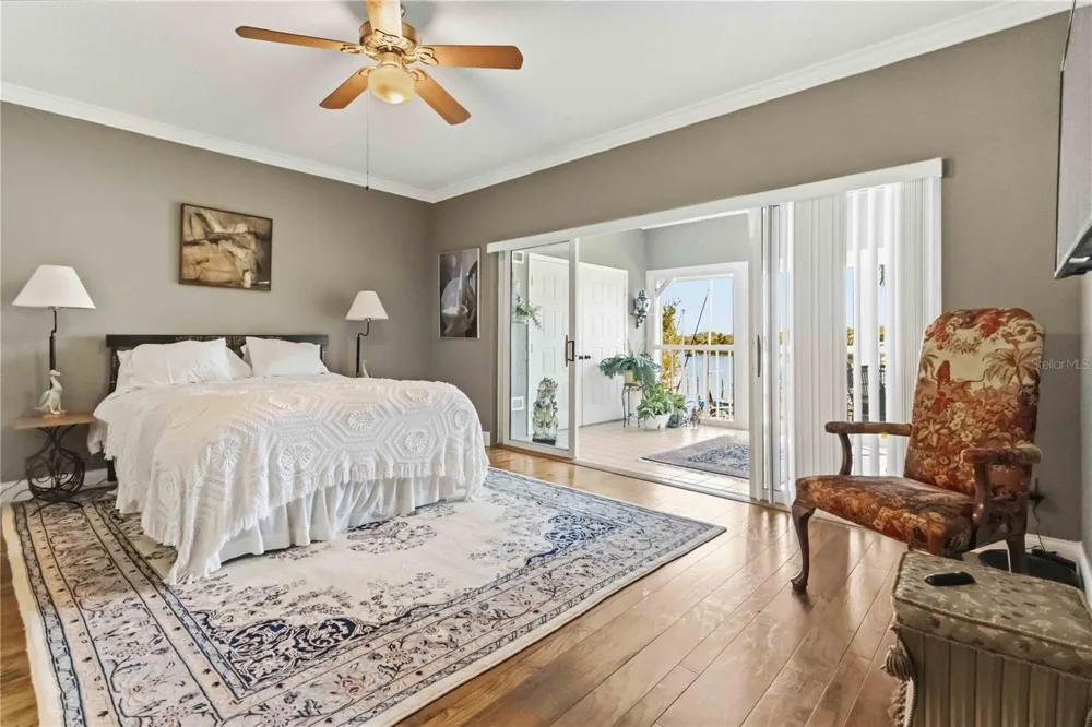 905 HARBOR CITY BOULEVARD #204 Melbourne, FL 32935