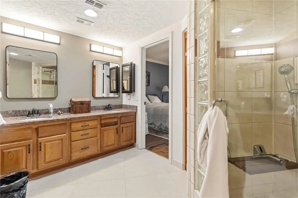 905 HARBOR CITY BOULEVARD #204 Melbourne, FL 32935