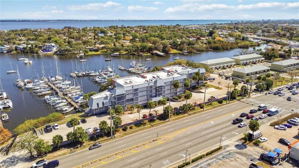 905 HARBOR CITY BOULEVARD #204 Melbourne, FL 32935