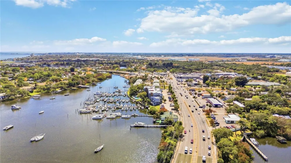 905 HARBOR CITY BOULEVARD #204 Melbourne, FL 32935
