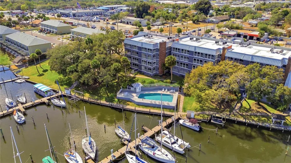 905 HARBOR CITY BOULEVARD #204 Melbourne, FL 32935
