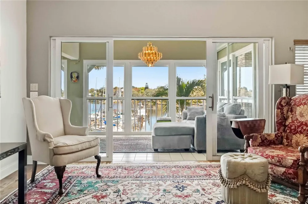 905 HARBOR CITY BOULEVARD #204 Melbourne, FL 32935
