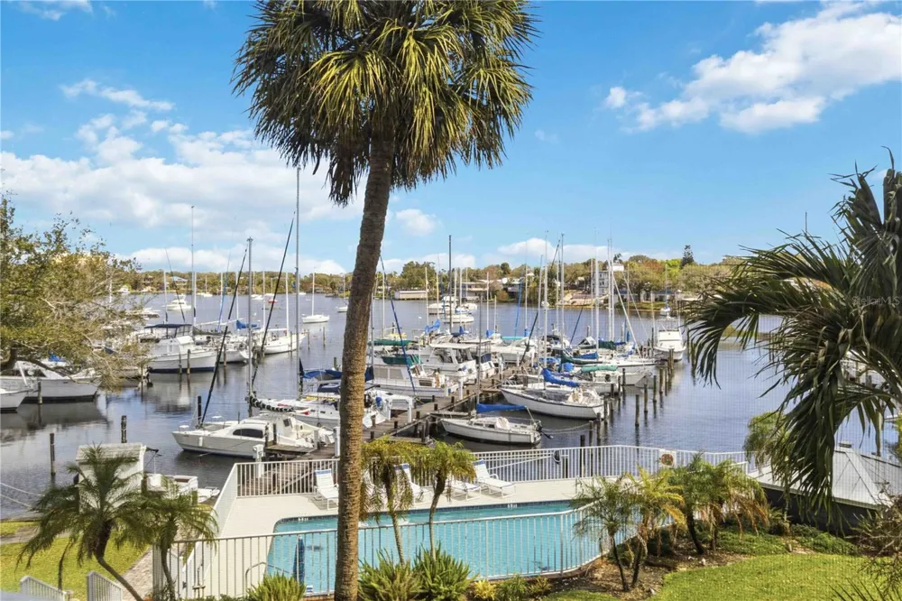 905 HARBOR CITY BOULEVARD #204 Melbourne, FL 32935